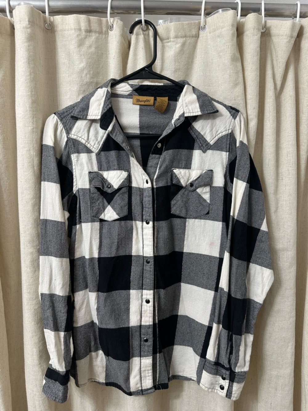 Wrangler Black and White Buffalo Plaid Button-Down Shirt